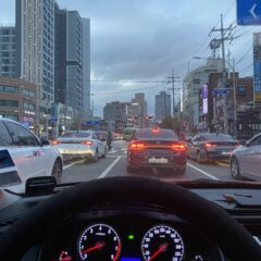 향수를 느끼는 운전